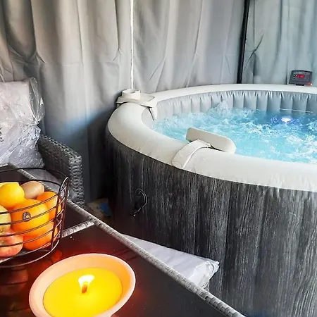 Confortable Avec Jacuzzi A Chevannes Villa *