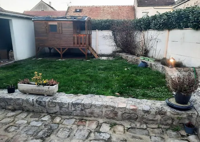 Confortable Avec Jacuzzi A Vila *